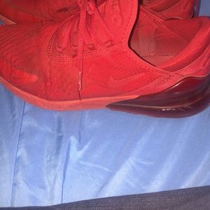 Nike 270 air max